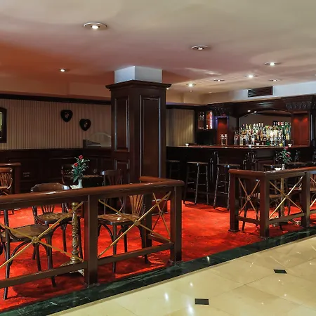 Hotel Central Hotel 4*