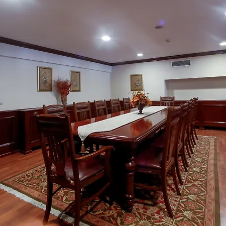 호텔 Central Hotel 부루사