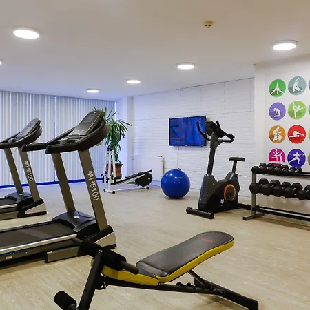 Central Hotel 호텔 4*