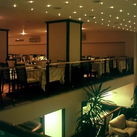 Central Hotel Отель