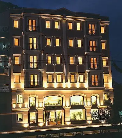 Central Hotel Отель Бурса