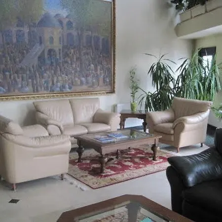 Hotel Central Hotel 4*
